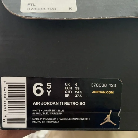 Air Jordan 11 Retro BG - Picture 3 of 4